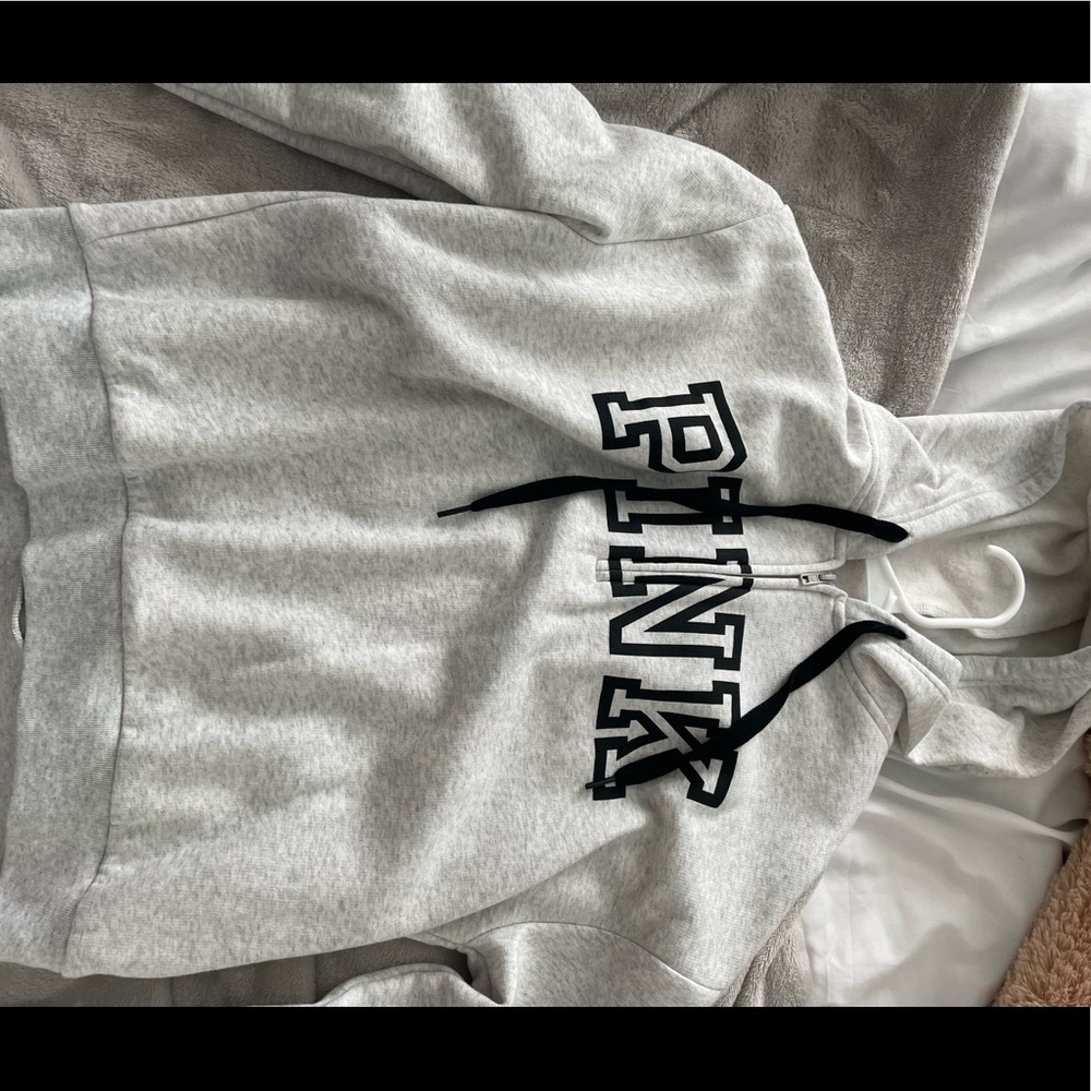 Pink BRAND NEW hoodie NEW WORN